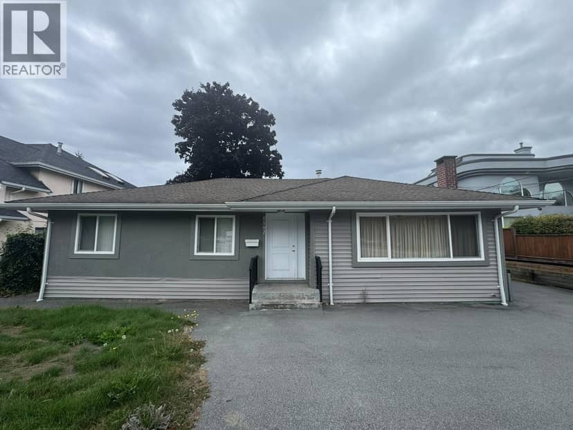 8591 WILLIAMS ROAD, Richmond