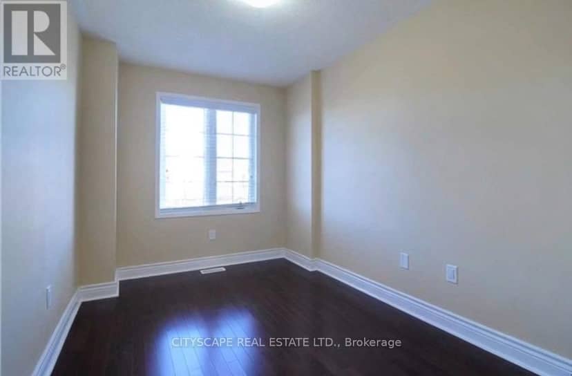 1136 Schooling Drive E — photo 2 of 40