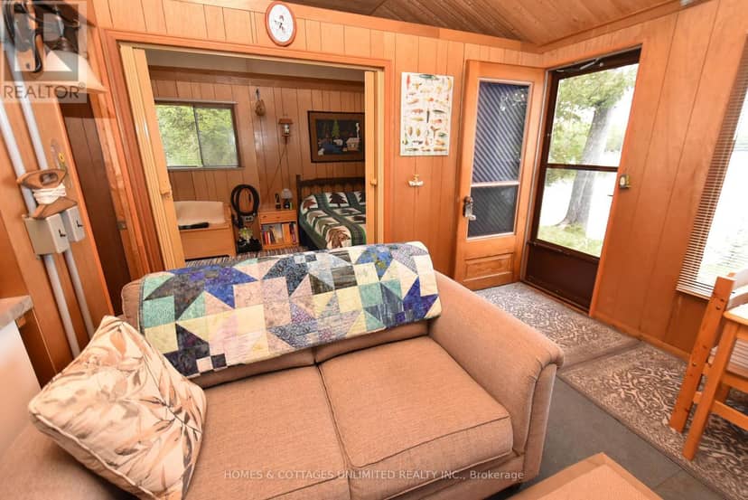 2102 Clyde Lake Lane — photo 31 of 38