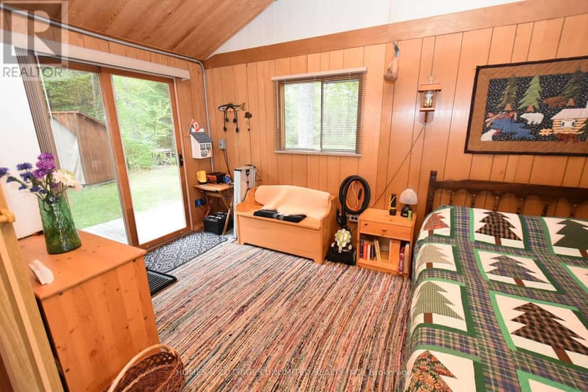 2102 Clyde Lake Lane — photo 36 of 38
