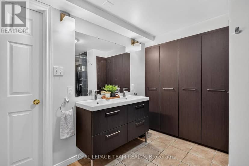76 Manitou Street — photo 37 of 40