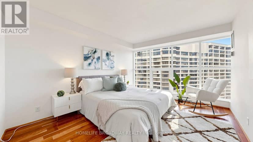 3507 - 77 Harbour Square — photo 16 of 40