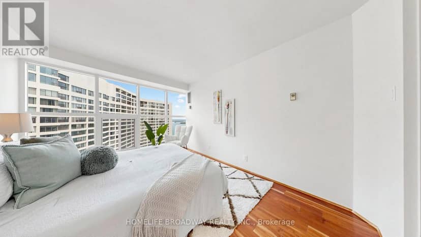 3507 - 77 Harbour Square — photo 19 of 40