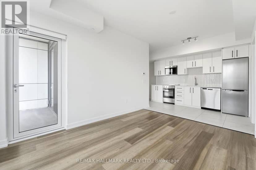 1406 - 5 Wellington Street S — photo 7 of 32