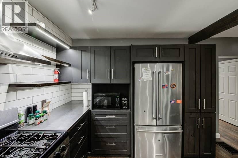 83 OXFORD Street — photo 15 of 36