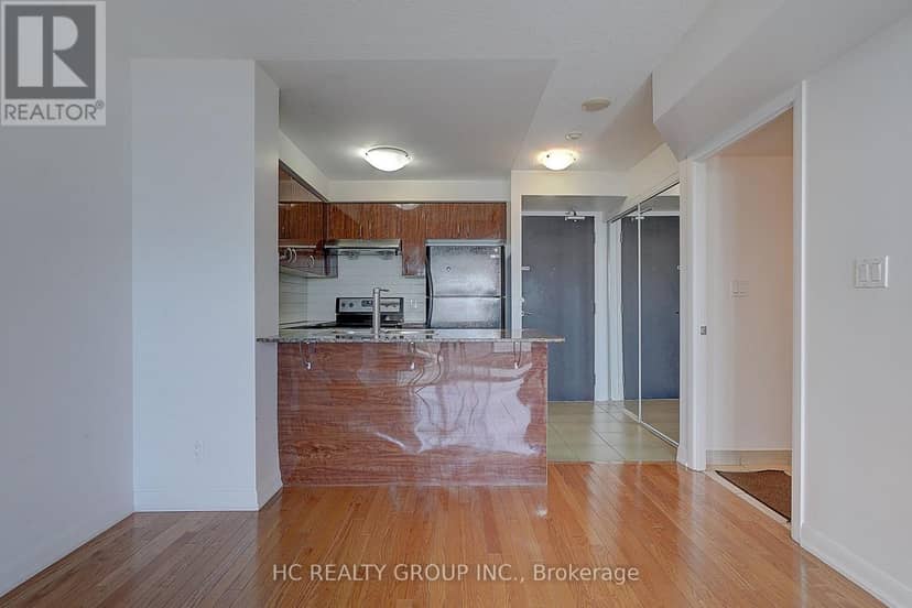 1909 - 5791 Yonge Street — photo 21 of 40