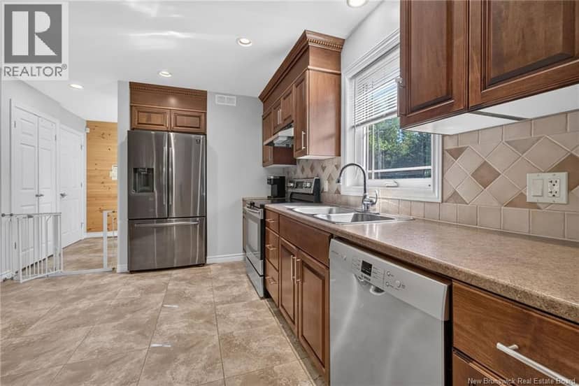 134 Du Portage Street — photo 16 of 40