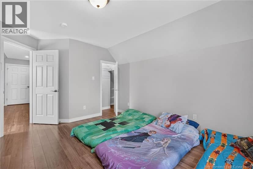 134 Du Portage Street — photo 37 of 40