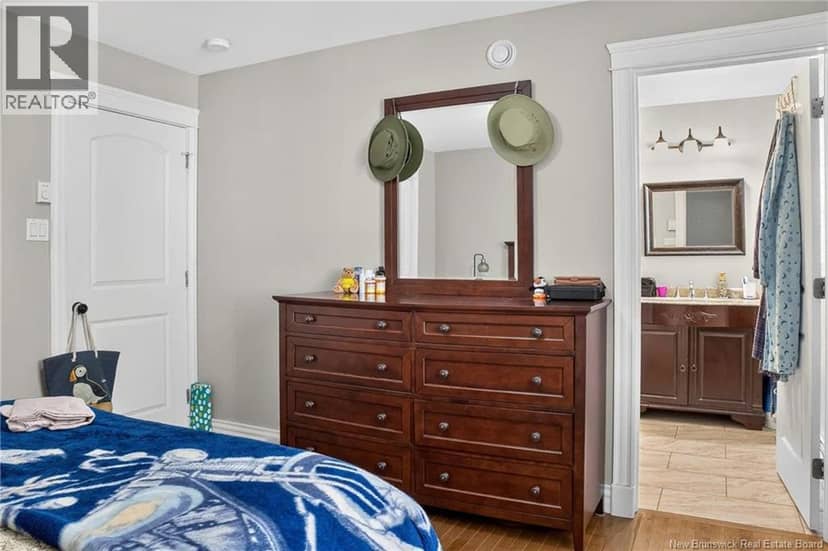 29 CLINTON Drive — photo 17 of 35
