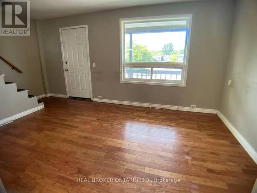 236 Mountain Street — photo 5 of 13