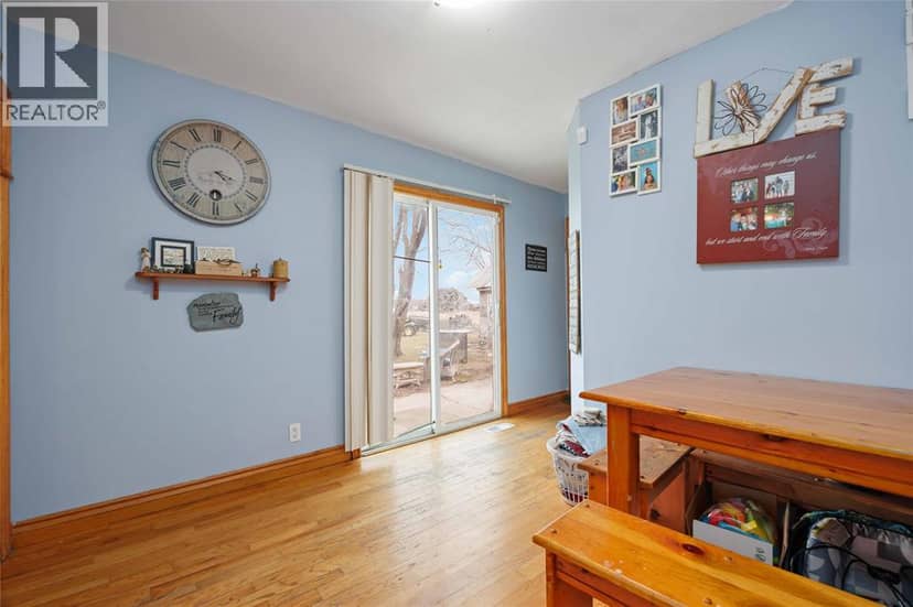 823 Holt Line — photo 11 of 23