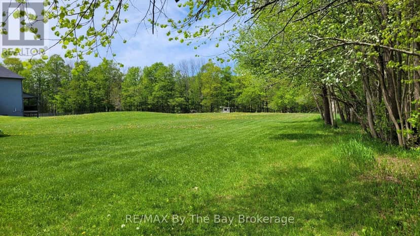 16 Walnut Drive — photo 3 of 35