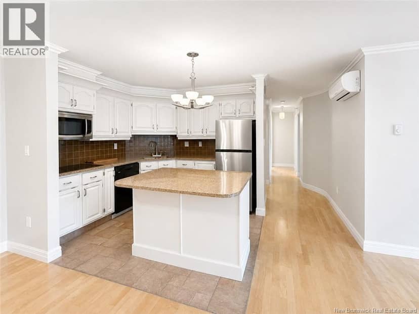 191 Queen Street Unit# 206 — photo 2 of 27