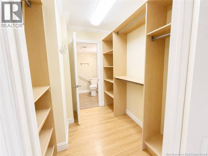 191 Queen Street Unit# 206 — photo 19 of 27