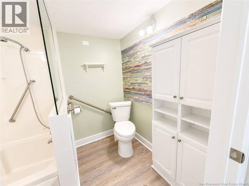 191 Queen Street Unit# 206 — photo 20 of 27