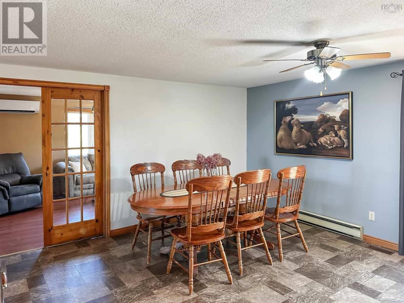 900 Harmony Road — photo 16 of 40