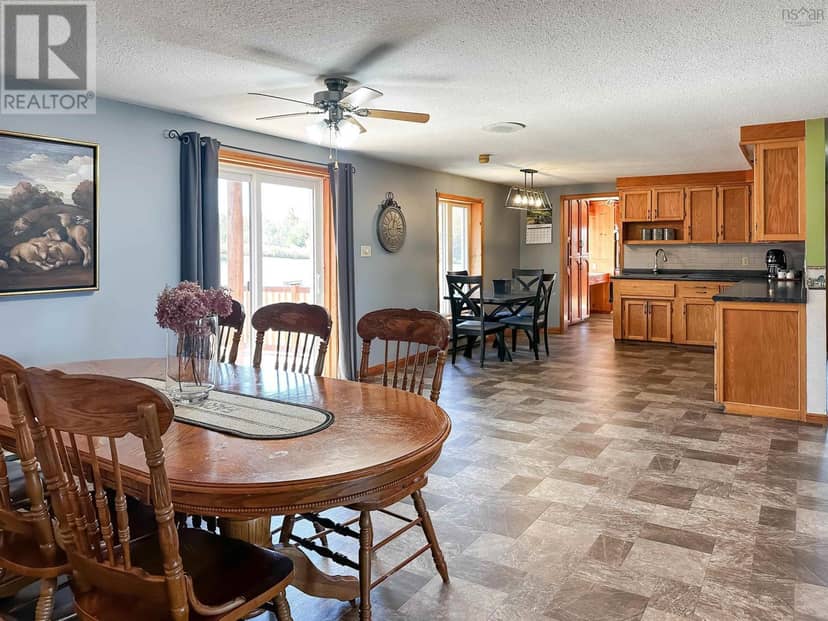 900 Harmony Road — photo 14 of 40