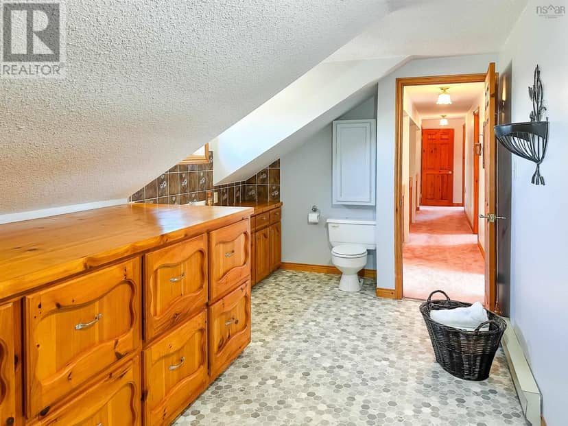 900 Harmony Road — photo 36 of 40