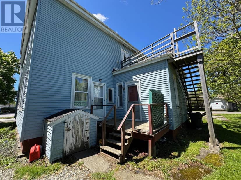 34 Albert Street — photo 10 of 11