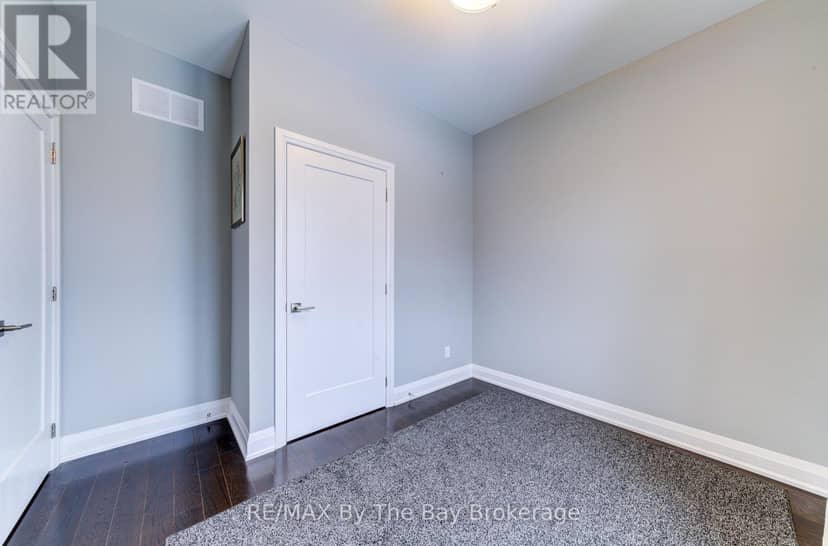 16 Walnut Drive — photo 22 of 35