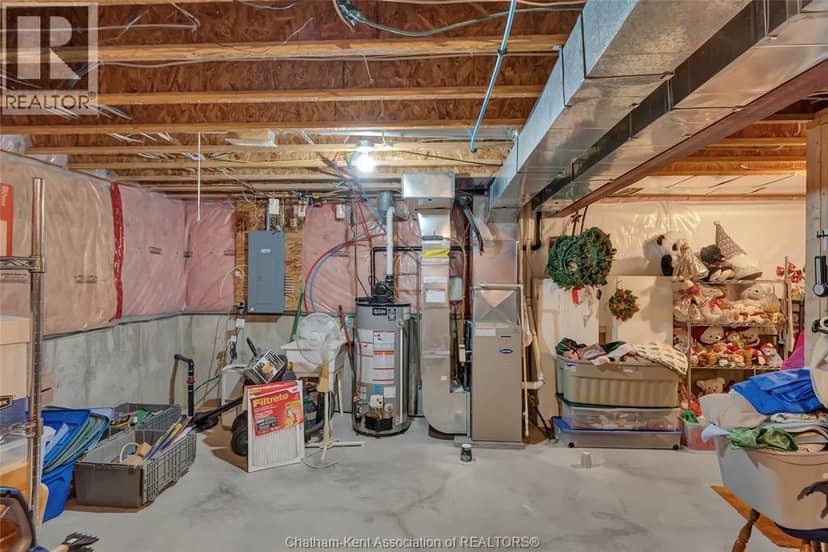 10 Oakgrove LANE — photo 39 of 40