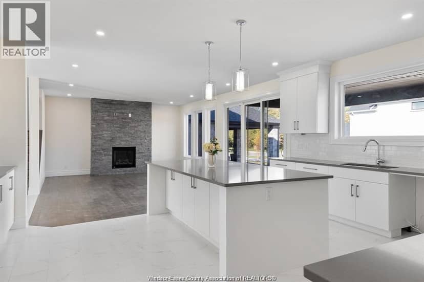 103 Bay Street — photo 32 of 40