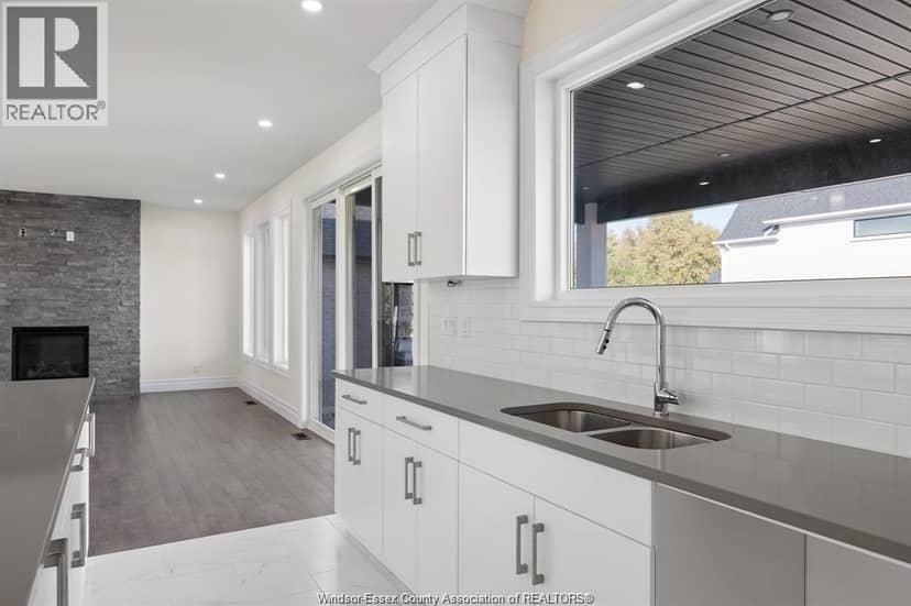 103 Bay Street — photo 38 of 40
