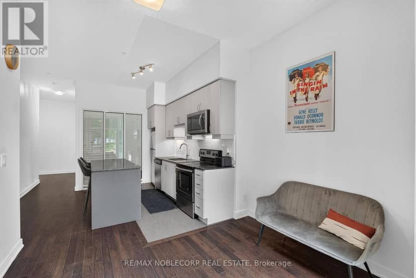 102SE - 9199 Yonge Street N — photo 14 of 40