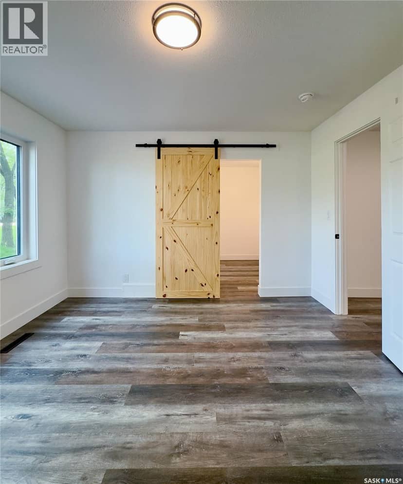 324 Penner STREET — photo 16 of 34