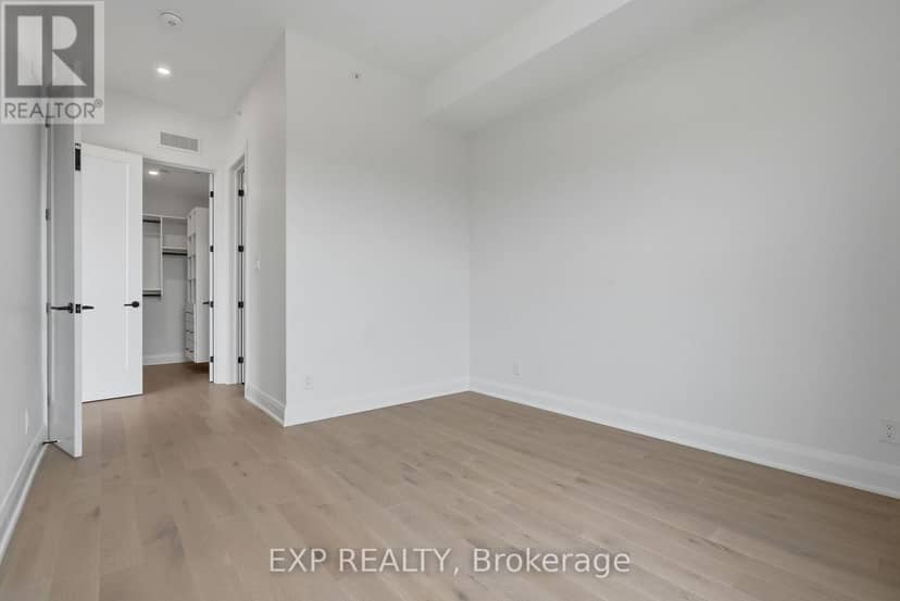 301 - 100 Cortile Private — photo 24 of 36