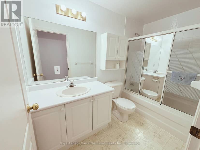 404 - 51 Rivermill Boulevard — photo 14 of 26