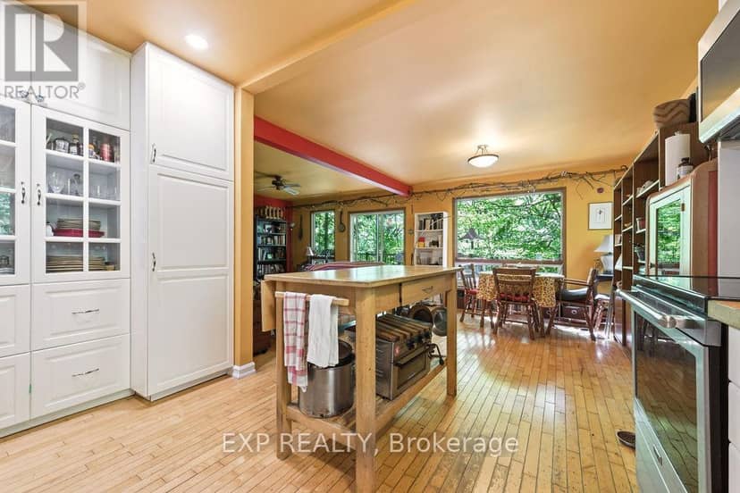 2205 Calabogie Road — photo 3 of 40
