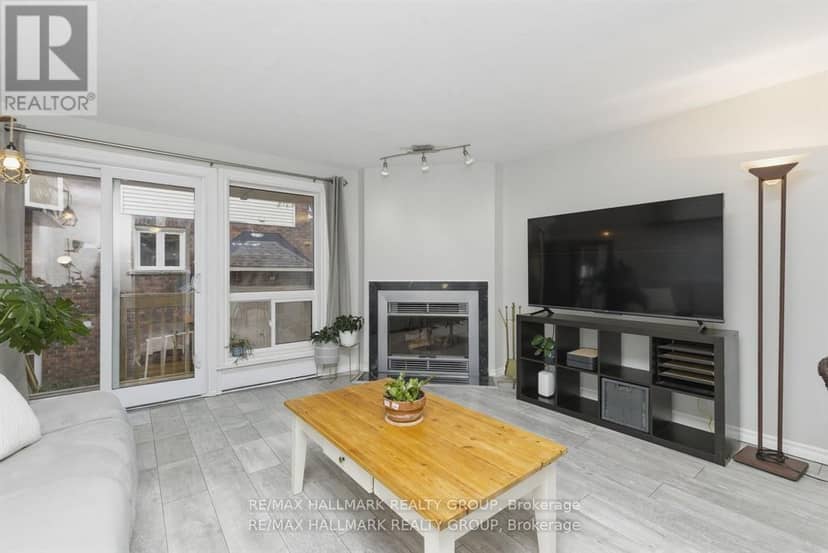 3 - 390 Briston Private — photo 19 of 34