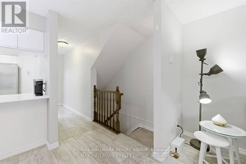 3 - 390 Briston Private — photo 22 of 34