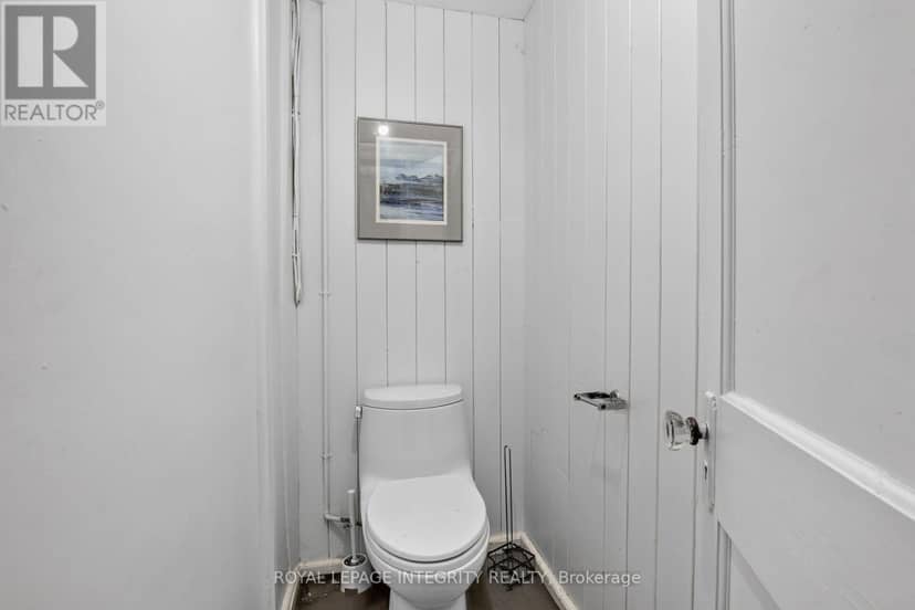 84 Riverdale Avenue — photo 17 of 34