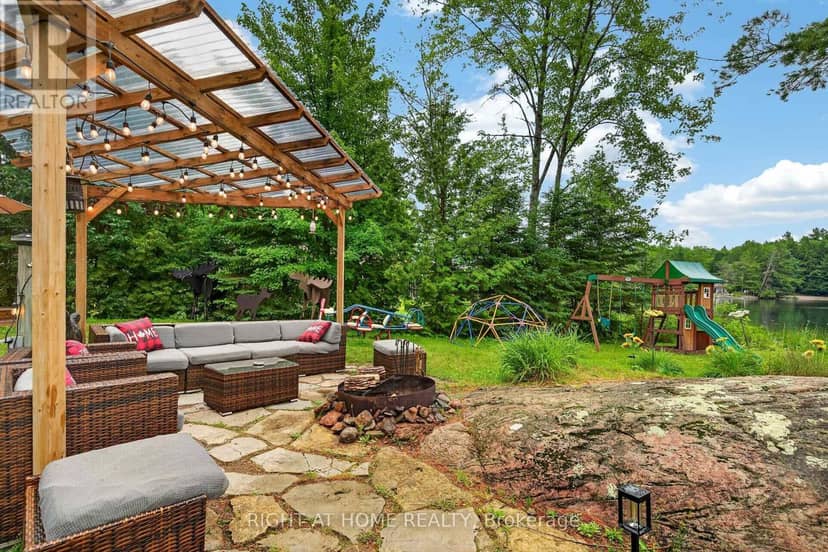 3583 Riverdale Drive — photo 9 of 35