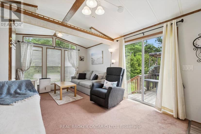 218 Beach Road — photo 15 of 40