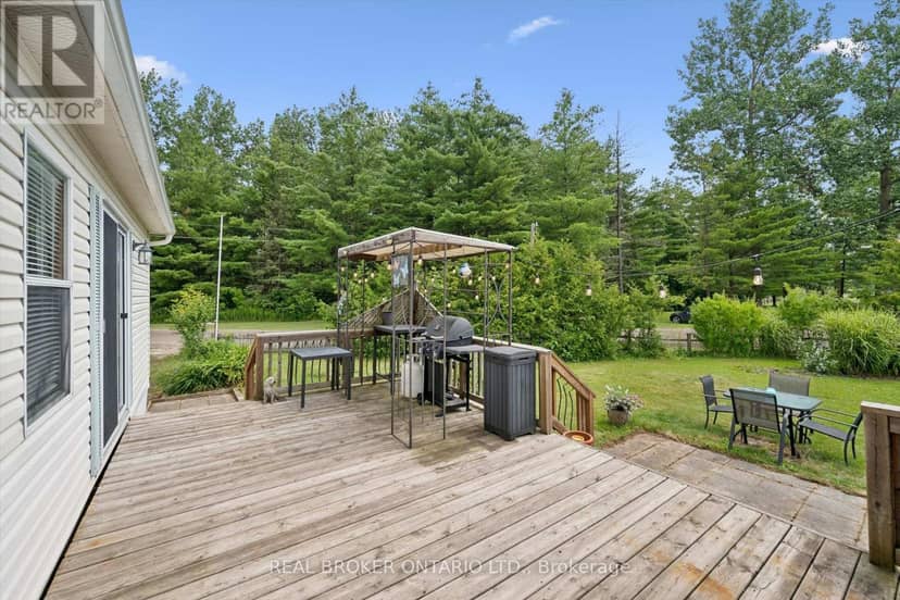218 Beach Road — photo 22 of 40