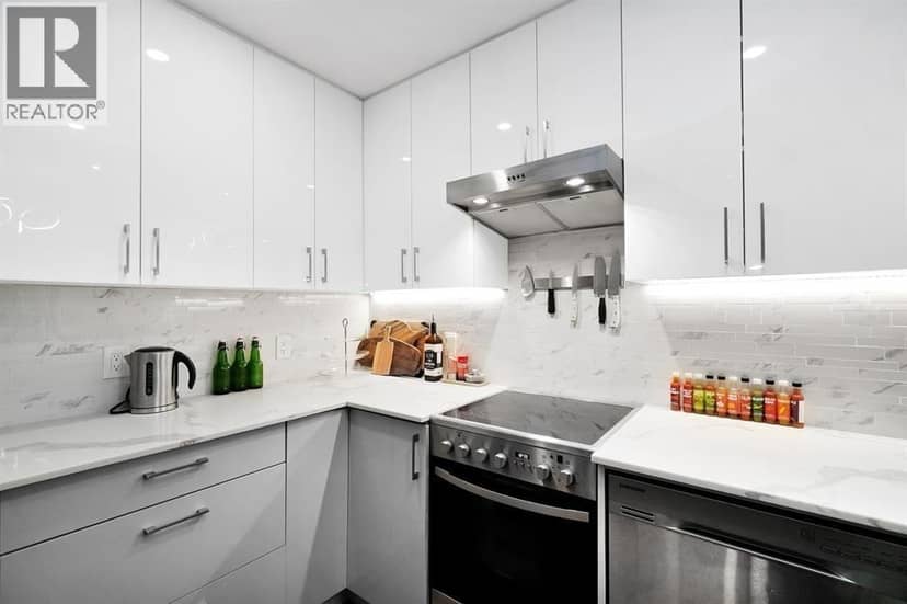 306 630 ROCHE POINT DRIVE, North Vancouver, photo 3