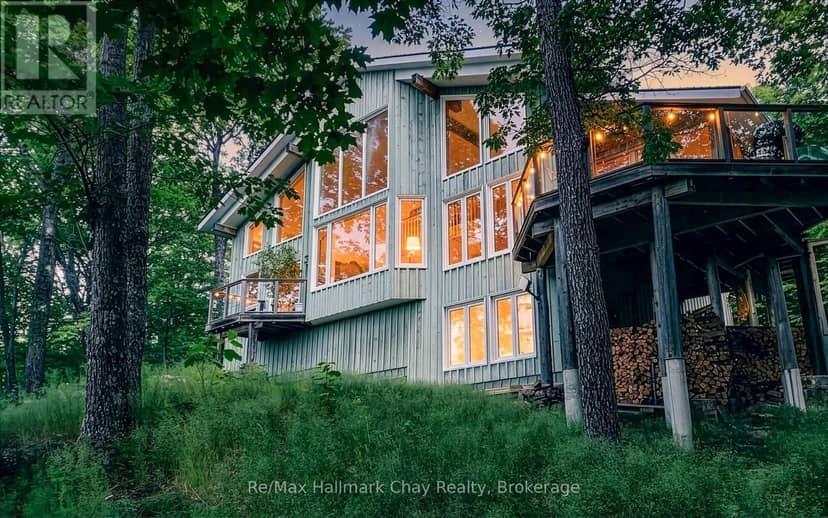 1497 Fox Point Road, Lake of Bays, photo 3