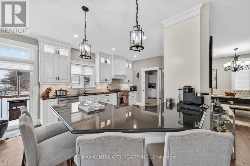 2301 Townline Road — photo 35 of 40