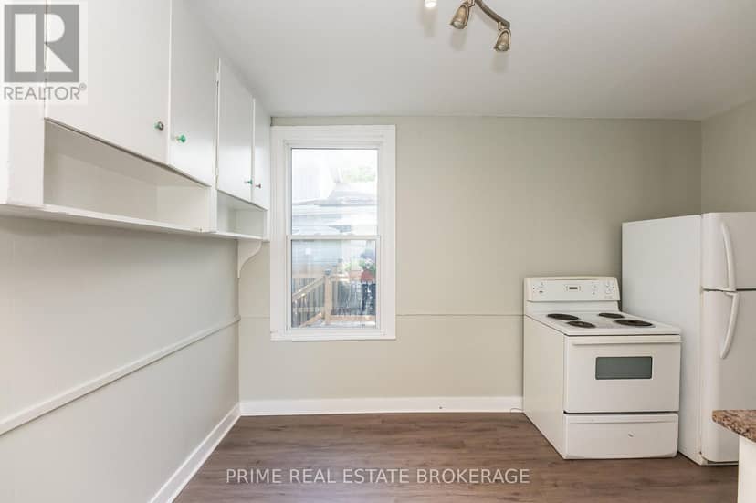 46 Stanley Street — photo 32 of 36