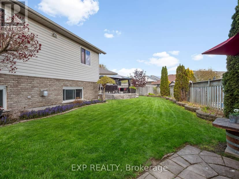 7090 Julie Drive — photo 37 of 40