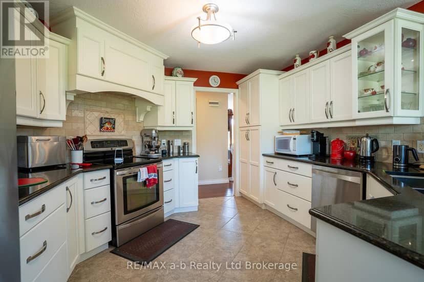 261 Middle Townline Road — photo 22 of 30