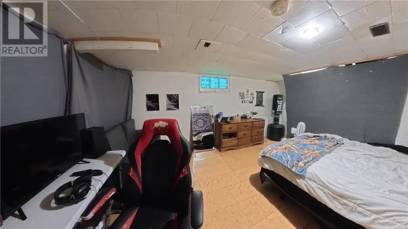 1021 Crescent Street Unit# B — photo 17 of 25