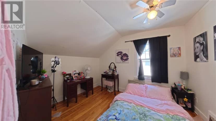 1021 Crescent Street Unit# B — photo 20 of 25