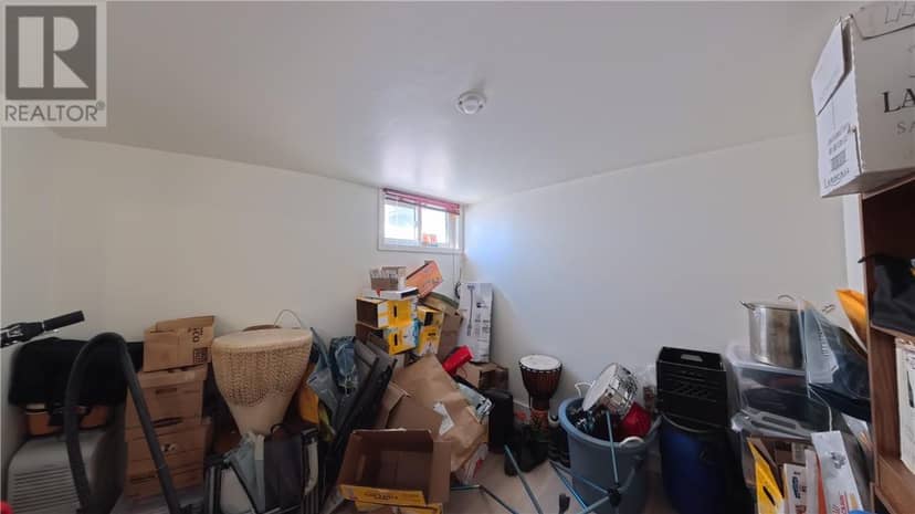 1021 Crescent Street Unit# A & B — photo 21 of 38