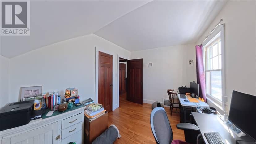 1021 Crescent Street Unit# A & B — photo 17 of 38
