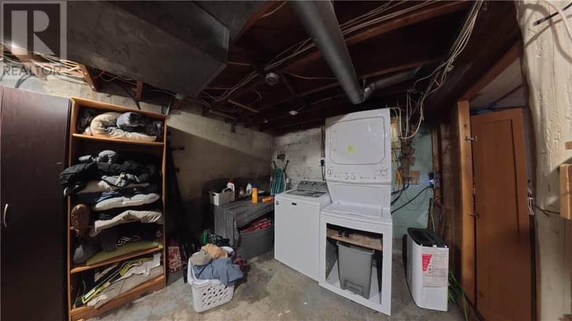 1021 Crescent Street Unit# A & B — photo 22 of 38