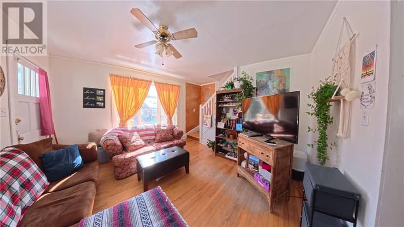 1021 Crescent Street Unit# A & B — photo 25 of 38